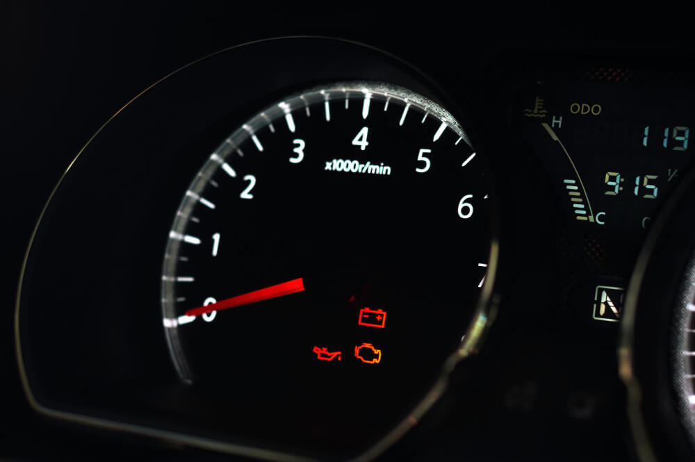 indikator mobil menyala
