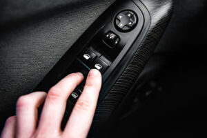 power-window-avanza-rusak